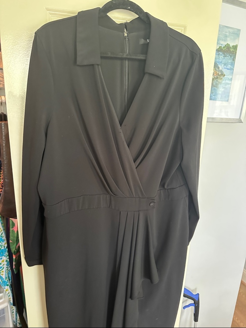 Badgley Mischka Black Long Sleeve Faux-Wrap Midi Dress
